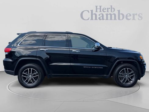 Used 2018 Jeep Grand Cherokee Limited AWD/4WD image 12