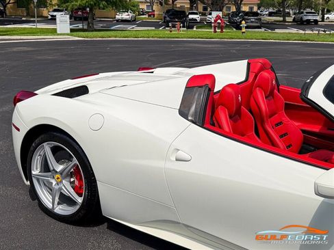 Used 2014 Ferrari 458 Spider RWD image 61