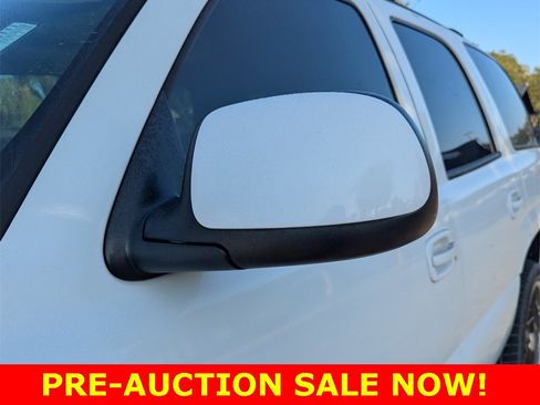 Used 2005 GMC Yukon SLT w/ SLT Preferred Equipment Group image 21