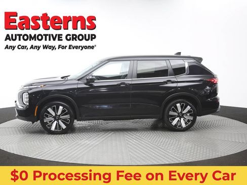 Used 2025 Mitsubishi Outlander SE AWD/4WD image 60