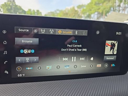 Certified 2025 Nissan Kicks SR w/ Illumination Package AWD/4WD image 15