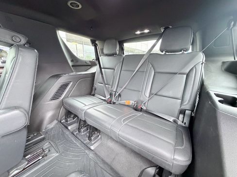 Used 2021 GMC Yukon Denali RWD image 30