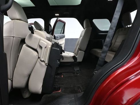 Used 2018 Ford Explorer Limited w/ Equipment Group 301A image 40