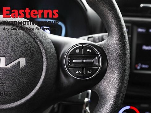 Used 2024 Kia Soul LX w/ Option Group 015 image 16