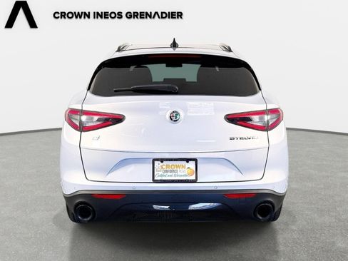 Used 2025 Alfa Romeo Stelvio Sprint AWD/4WD image 6