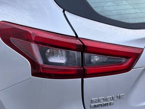 Certified 2022 Nissan Rogue Sport S image 47