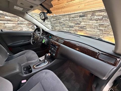 Used 2012 Chevrolet Impala LT w/ LT Sunroof Package FWD image 15