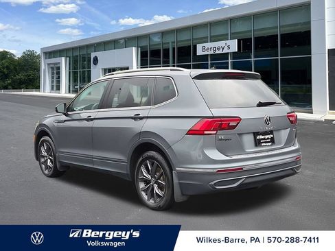 Certified 2024 Volkswagen Tiguan SE AWD/4WD image 8