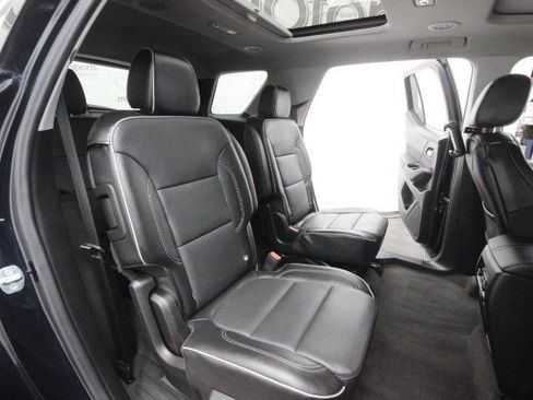 Used 2020 Chevrolet Traverse High Country image 26