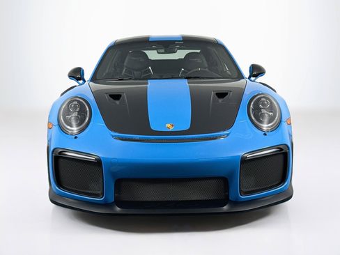 Used 2019 Porsche 911 GT2 RS RWD image 2