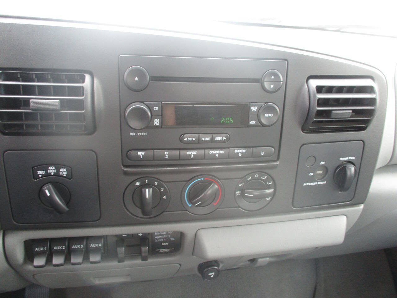 Used 2007 Ford F250 XLT AWD/4WD image 18