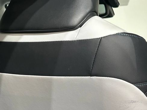 Used 2018 Toyota Prius Four FWD image 54