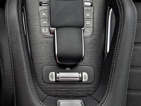 New 2026 Mercedes-Benz GLS 580 4MATIC image 21