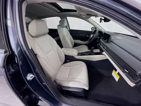 New 2025 Honda Accord SE image 29