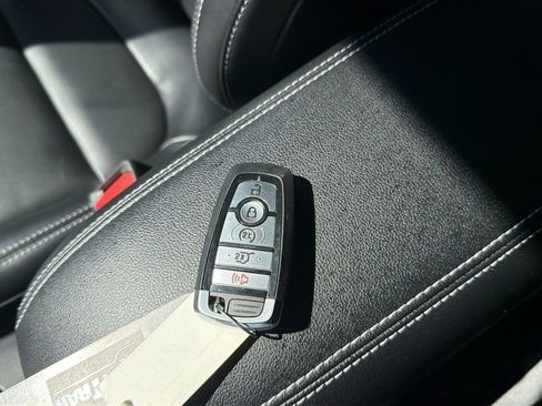 Used 2023 Ford Escape Platinum AWD/4WD image 47