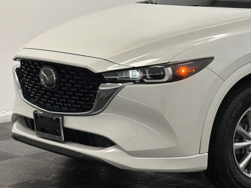 Used 2024 MAZDA CX-5 AWD 2.5 S w/ Select Package image 2