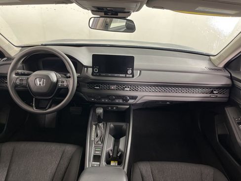 Used 2023 Honda Accord EX image 16