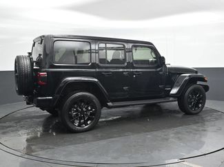 Used 2021 Jeep Wrangler Unlimited Sahara AWD/4WD video 2