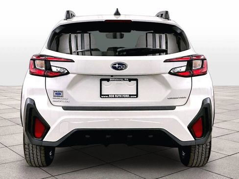 Used 2024 Subaru Crosstrek 2.0i Premium w/ Popular Package #3 image 4