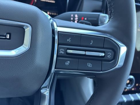 New 2026 GMC Terrain Denali w/ LPO, Black Badging Package image 31