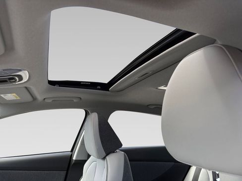 New 2026 Hyundai Elantra Limited image 6