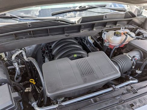 Used 2026 GMC Sierra 1500 SLT image 12