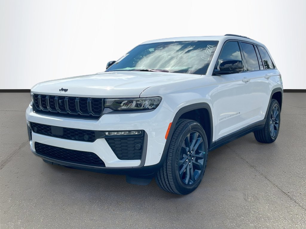 New 2026 Jeep Grand Cherokee Limited AWD/4WD image 3