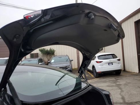 Used 2021 Tesla Model 3 Standard Range Plus image 41