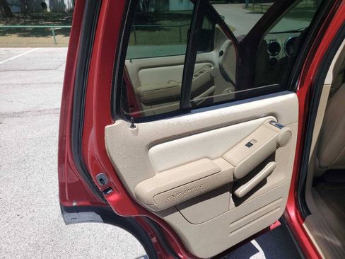 Used 2007 Ford Explorer XLT RWD image 20