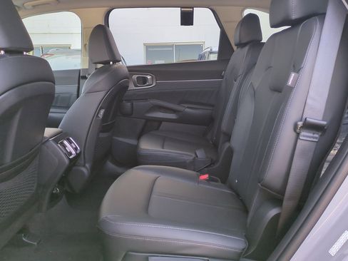 New 2025 Kia Sorento SX image 23