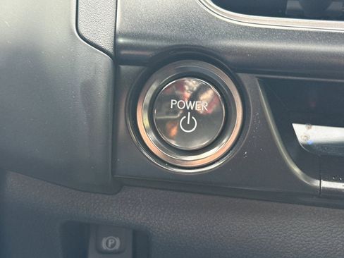 Certified 2025 Lexus UX 300h FWD image 33