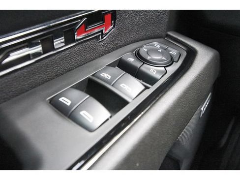 Used 2024 GMC Sierra 1500 AT4 w/ Technology Package AWD/4WD image 19