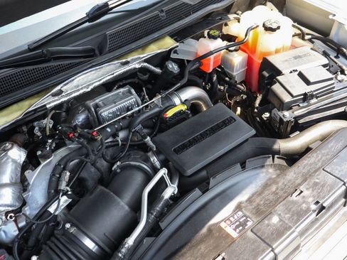 Used 2020 Chevrolet Silverado 3500 LT AWD/4WD image 14