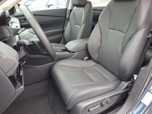 Certified 2025 Honda Accord EX-L image 13