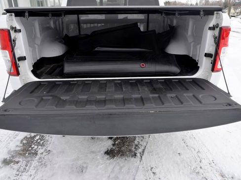 Used 2019 RAM 1500 Big Horn image 30