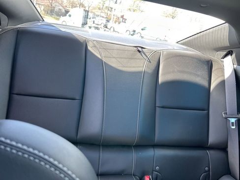 Used 2015 Chevrolet Camaro LT image 17