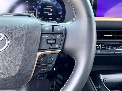 Certified 2024 Toyota Crown Platinum AWD/4WD image 24