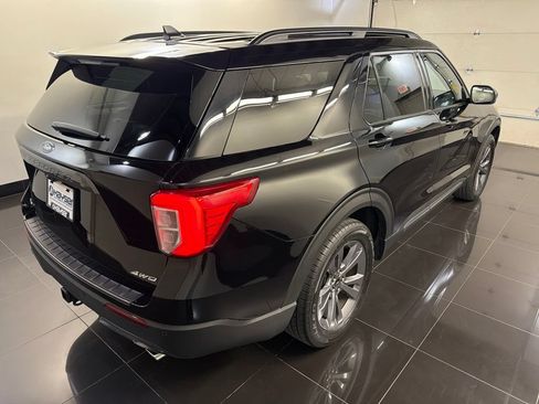 Certified 2023 Ford Explorer XLT w/ Equipment Group 202A AWD/4WD image 7