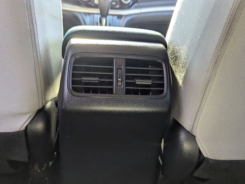 Used 2016 Honda CR-V SE image 23