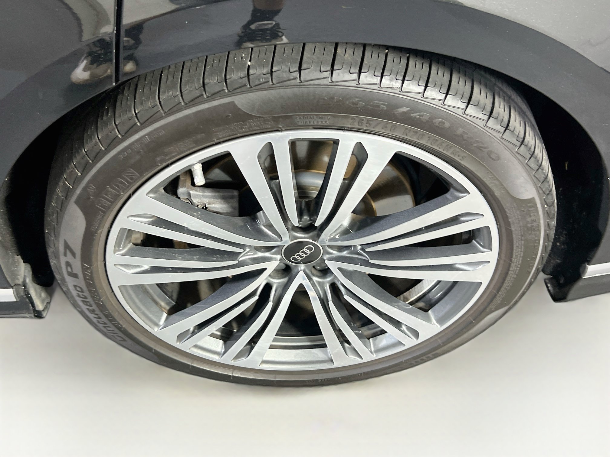 Used 2023 Audi A8 L 3.0T AWD/4WD image 33