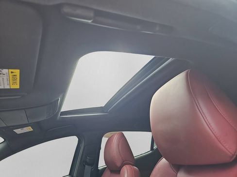 Used 2021 MAZDA MAZDA3 s FWD image 9
