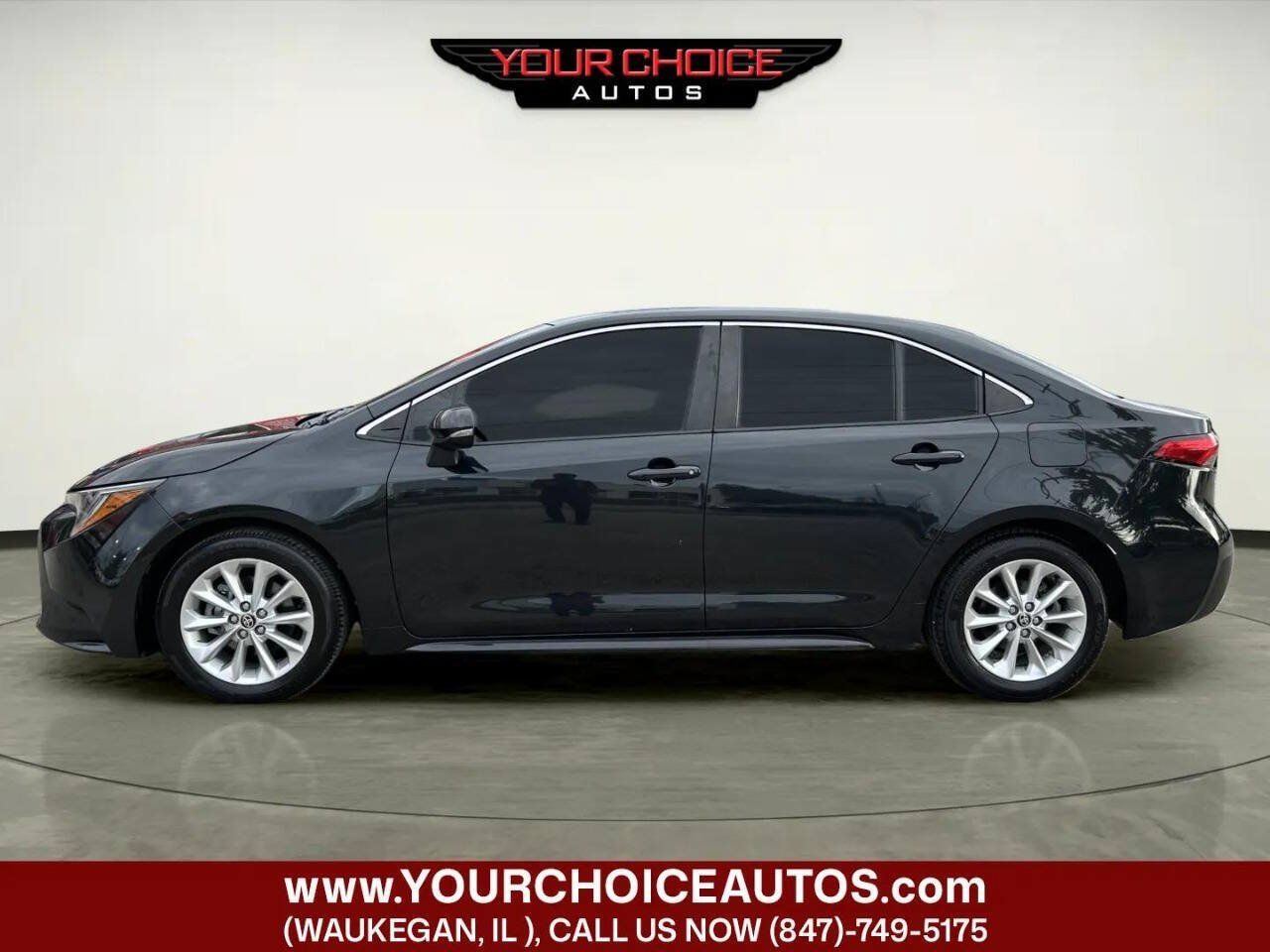 Used 2021 Toyota Corolla XLE FWD image 6