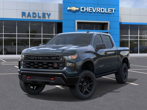 New 2026 Chevrolet Silverado 1500 Custom Trail Boss w/ LPO, Dark Essentials Package image 6
