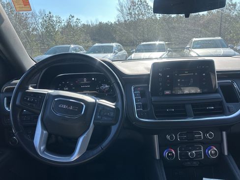 Used 2022 GMC Yukon SLE image 8