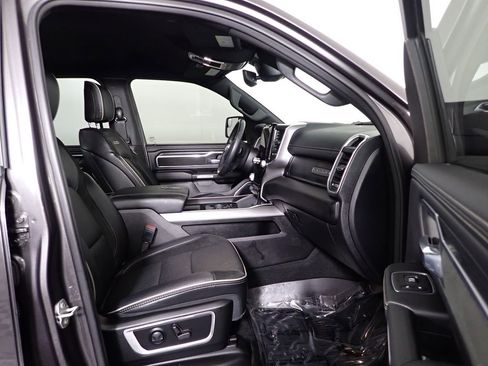 Used 2023 RAM 1500 Laramie image 43