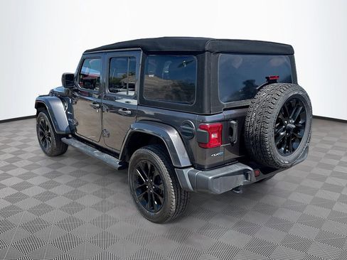 Used 2021 Jeep Wrangler Unlimited Sahara w/ Cold Weather Group AWD/4WD image 8