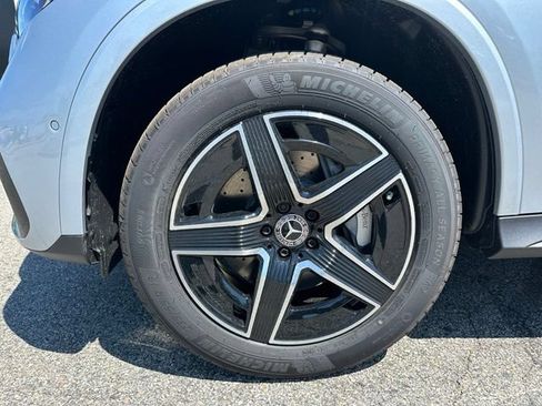 New 2026 Mercedes-Benz GLC 300 4MATIC image 9