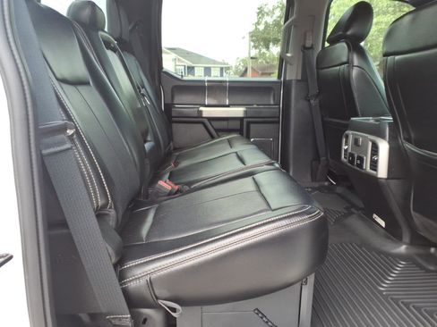 Used 2021 Ford F250 Lariat w/ Lariat Value Package AWD/4WD image 15