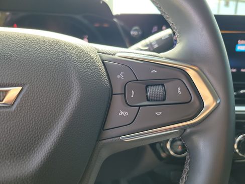Used 2024 Chevrolet Trax ACTIV w/ Sunroof Package FWD image 22