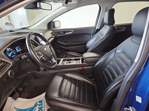Used 2024 Ford Edge SEL AWD/4WD image 9